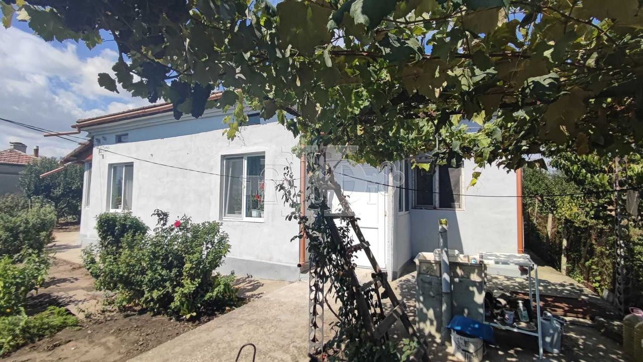 Продава се Къща в с. Преспа, Област Добрич - 65 кв.м за 440 €/кв.м - Снимка #10