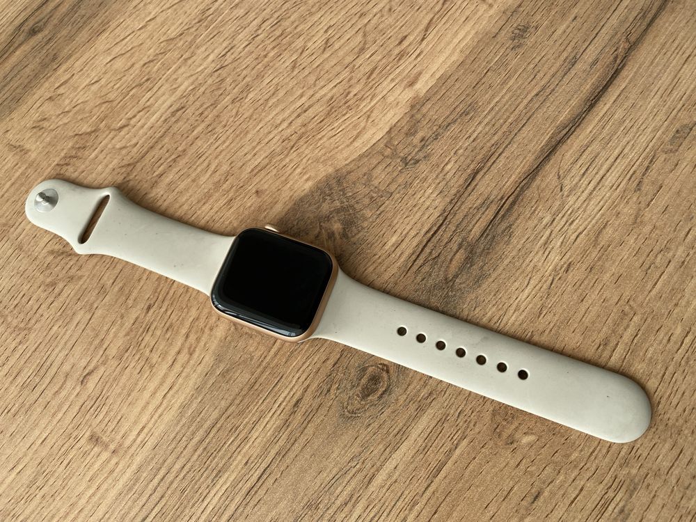 Apple Watch в отличном состоянии