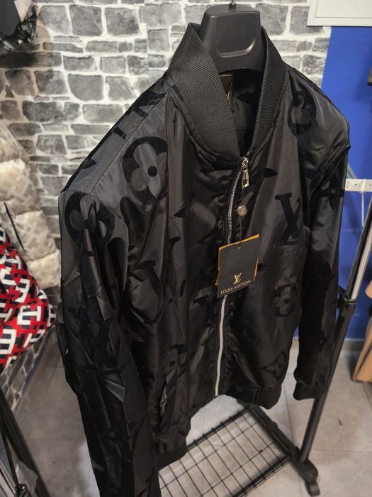 Luis Viton горнище високо качество