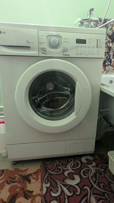 Машинка стиральная LG рабочая