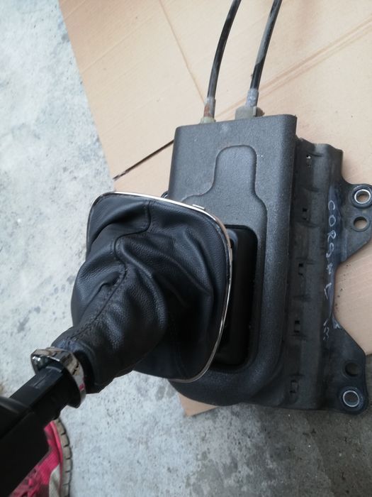 Manson piele + nucă schimbător, timonerie, Opel Corsa D,motor 1.3 CD