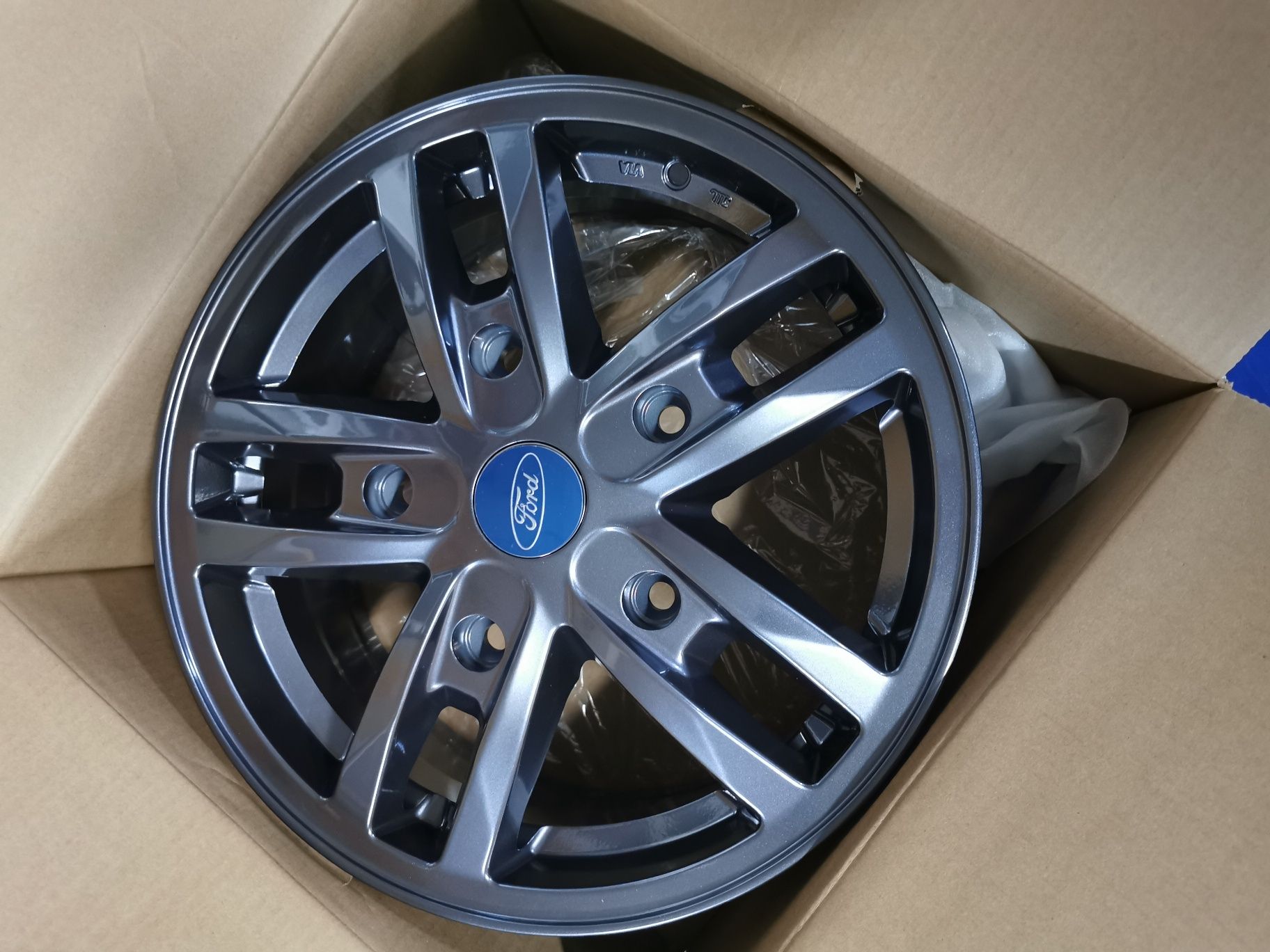 Vand jante de aliaj pentru Ford transit pe 16 marca silver line