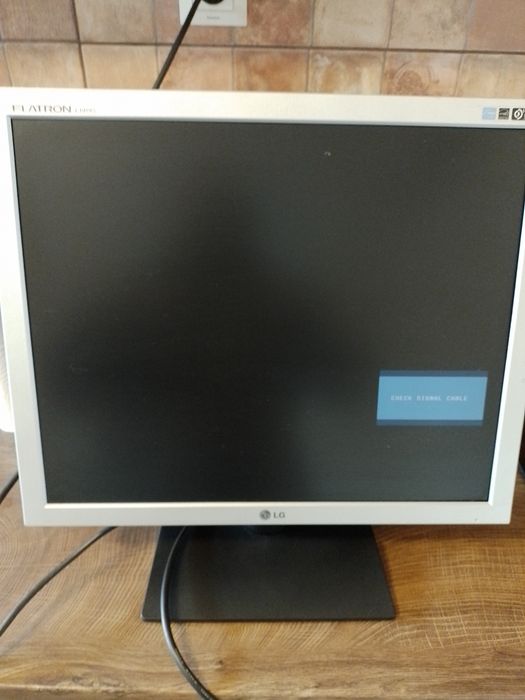 Монотор  LG FLTRON L1919S