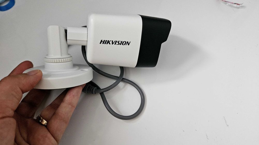 Camera supraveghere HIKVISION