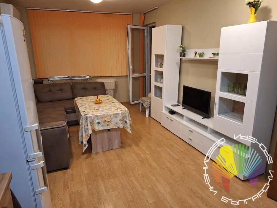 Дава се под наем Двустаен апартамент в Бургас, Славейков - 60 кв.м за 408 € - Снимка #3