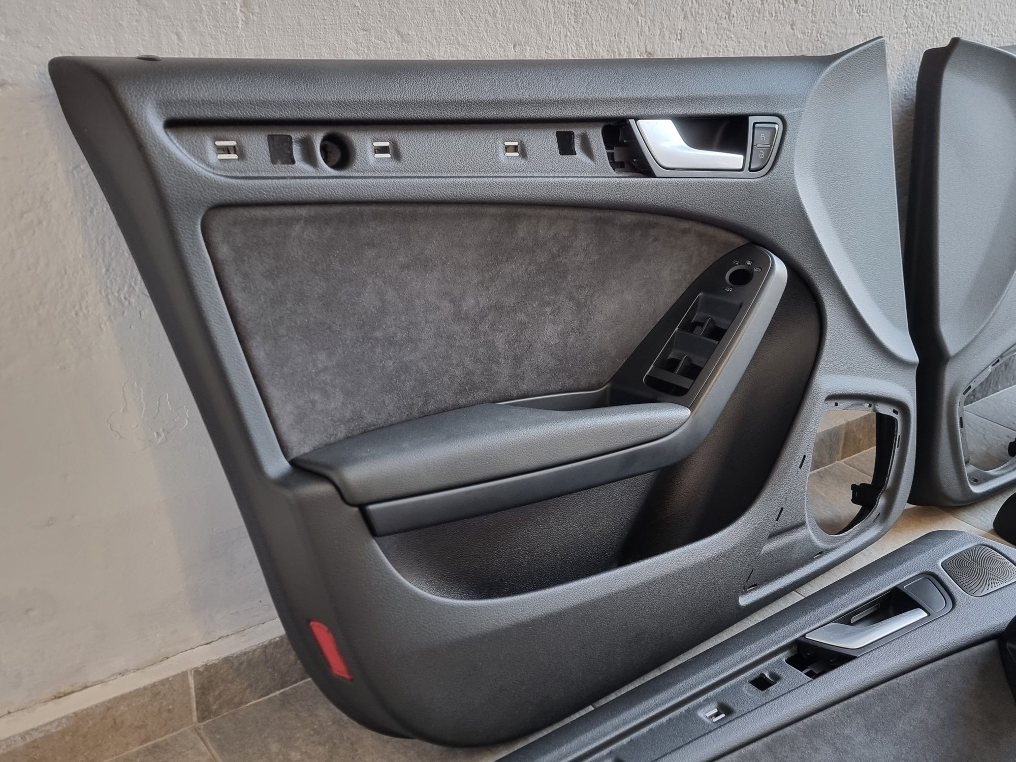 Кори за врати Audi A5 Sportback Алкантара