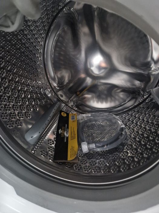 Пералня със сушилня Aeg 9/6 кг