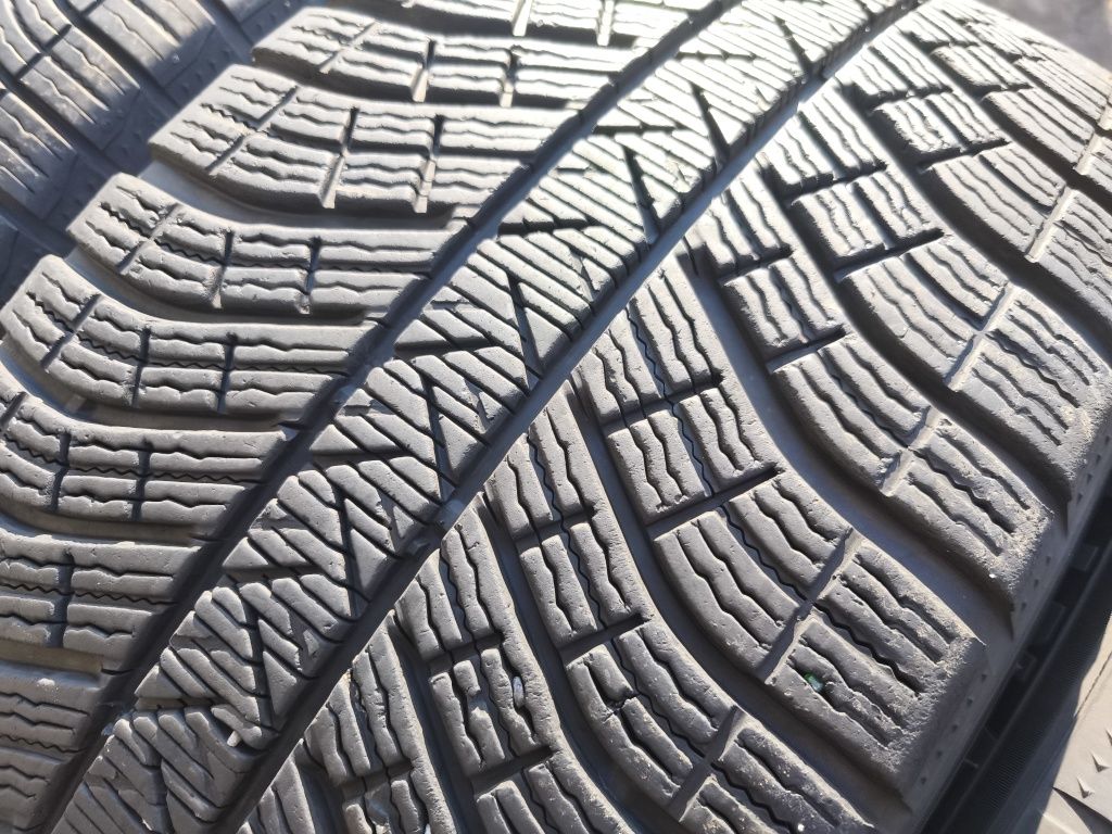 305/40/20" 275/45/20" 4бр Michelin pilot alpin 5 suv,dot20г,6-7мм