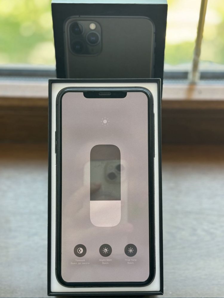 iPhone 11 Pro Max 64 гб в идеальном состоянии!