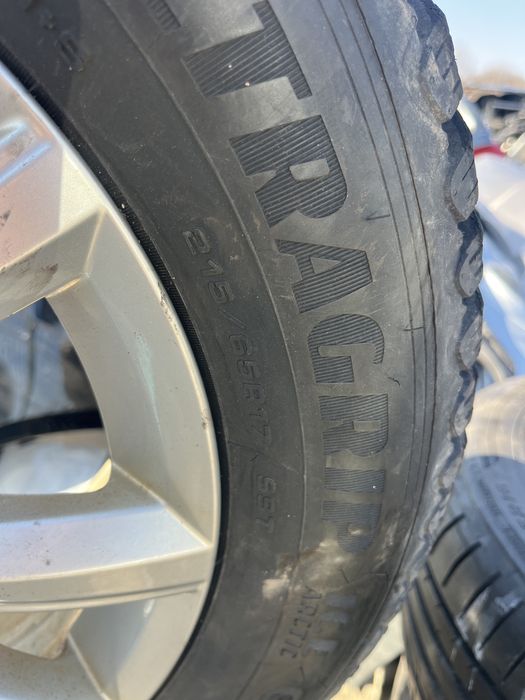 Гуми 215 65 17 Good Year