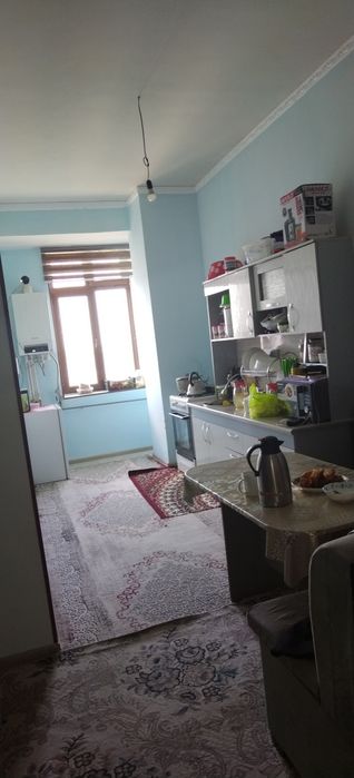 Дом сотилади 7эж 7этаж