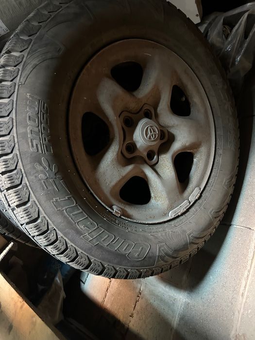 16 диск с зимней резиной на хайлендер от 2002 г.