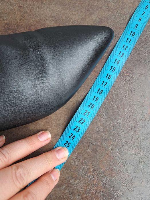 дамски боти,зимни обувки,ботуши на токче Liu Jo номер39