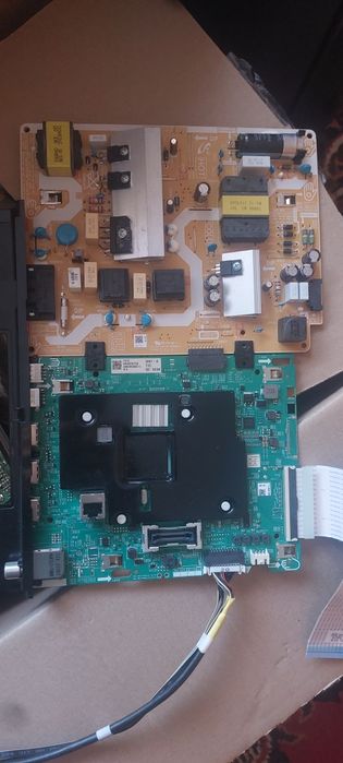 Placa  baza samsung ue 50 AU7100KXXUU