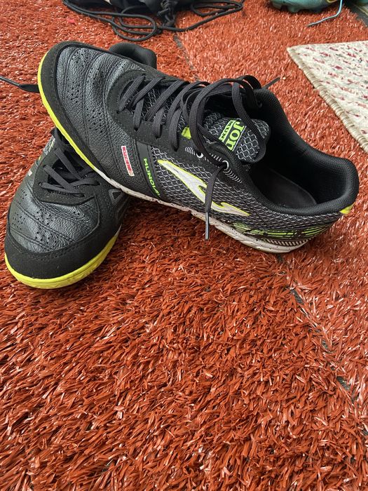 Adidasi fotbal Joma