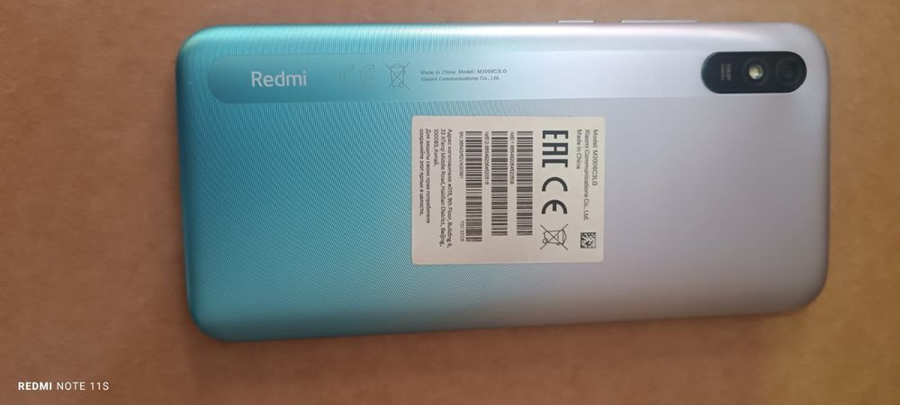 Продам смартфон Xiaomi Redmi 9A