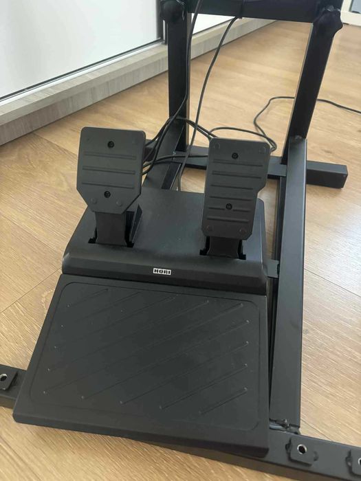 Racing Wheel Apex pentru PS5 / PS4 / PC + suport metalic cadou