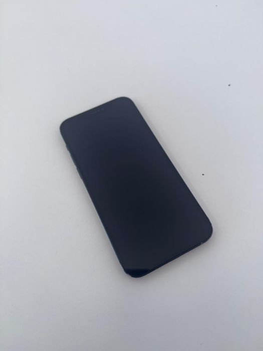 IPhone 12 темно-синий в идеальном состояний