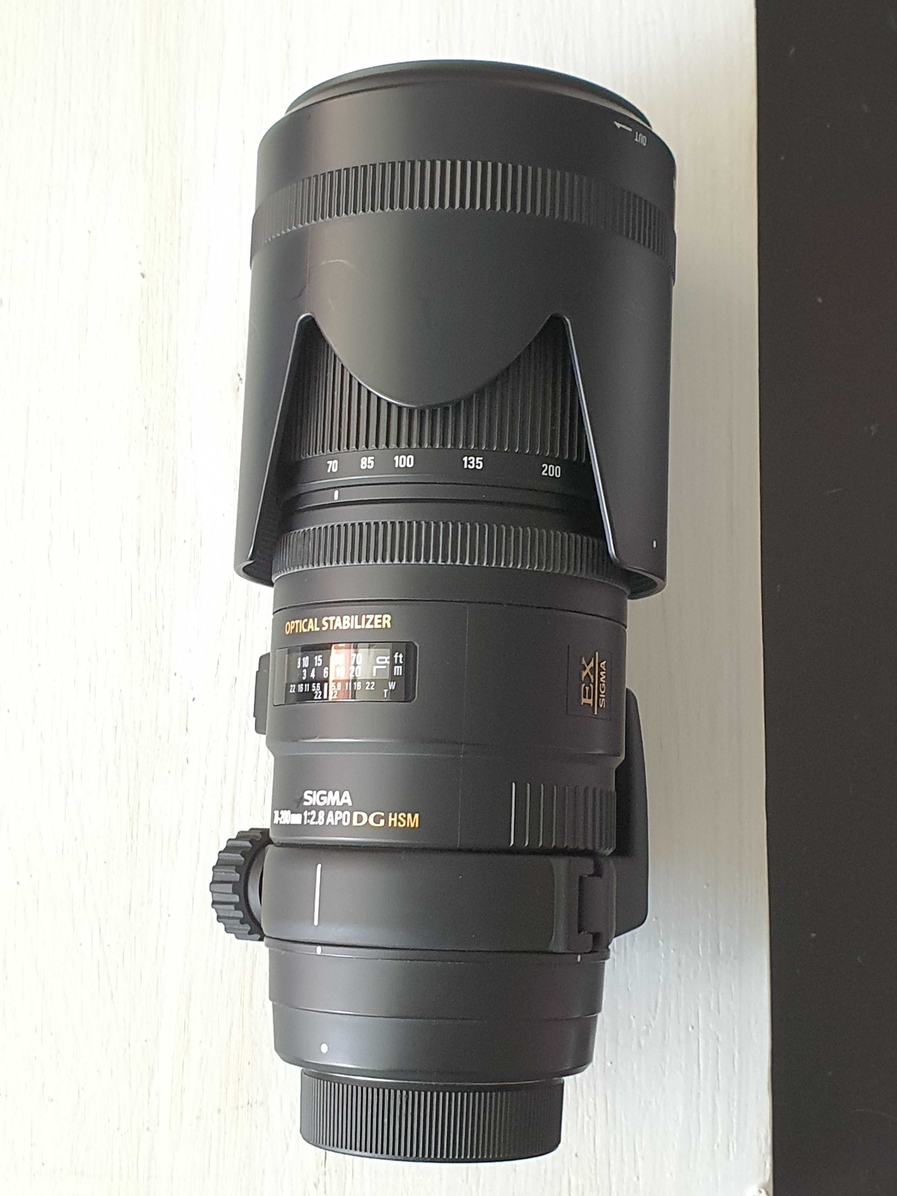 Продавам Перфектен Sigma 70-200mm f/2.8 APO EX DG HSM за Nikon.