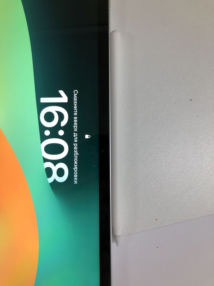 Ipad  Pro 12.9-inch (6th generation)
