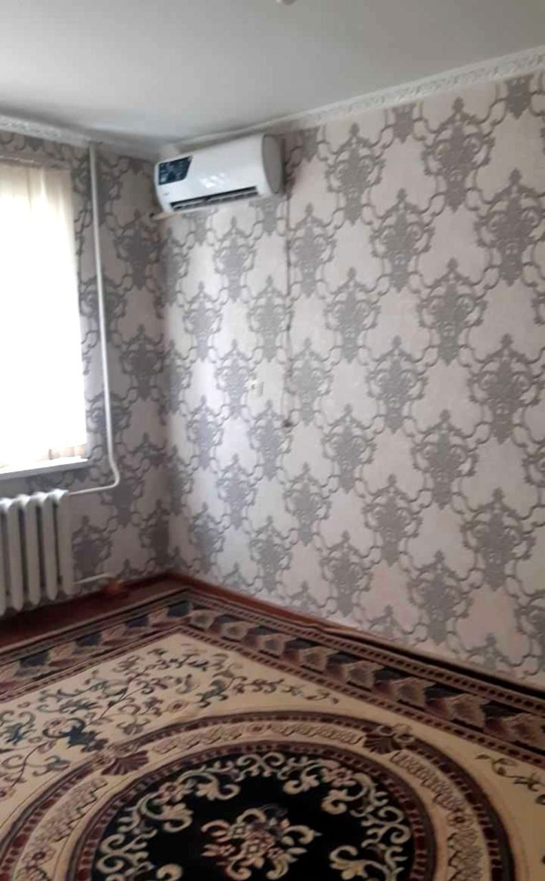 Срочно Академ городок. Ул. Муминова. 1/4/4  28м²