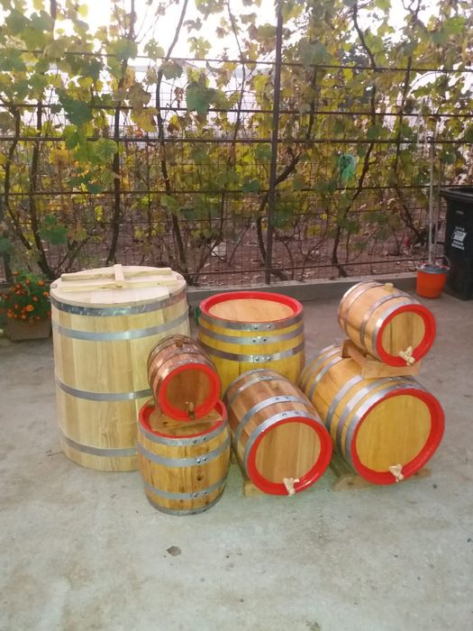 Vand butoaie, butoiase si putini din lemn!