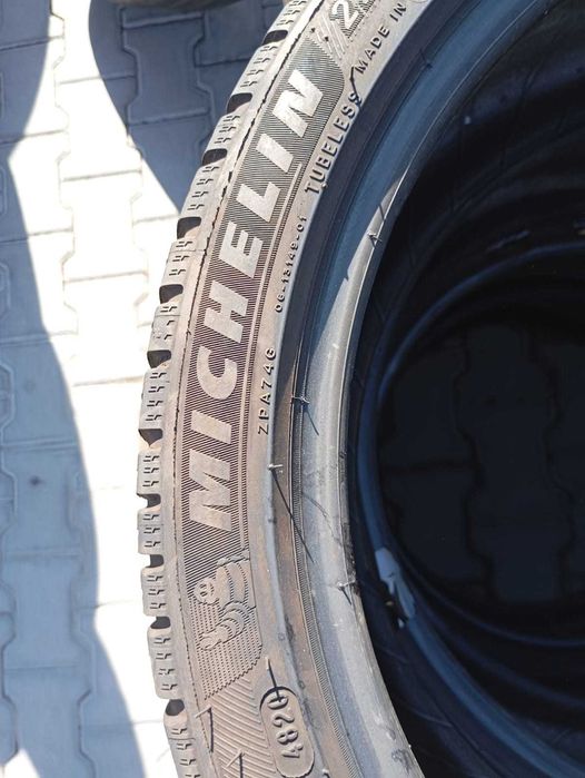 225 40 18 Anvelope mixte Michelin CrossClimate Michelin CrossClimate 2