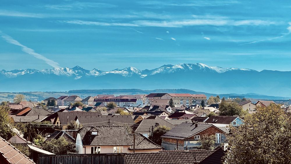 Apartament 2 camere zona centrala de inchiriat