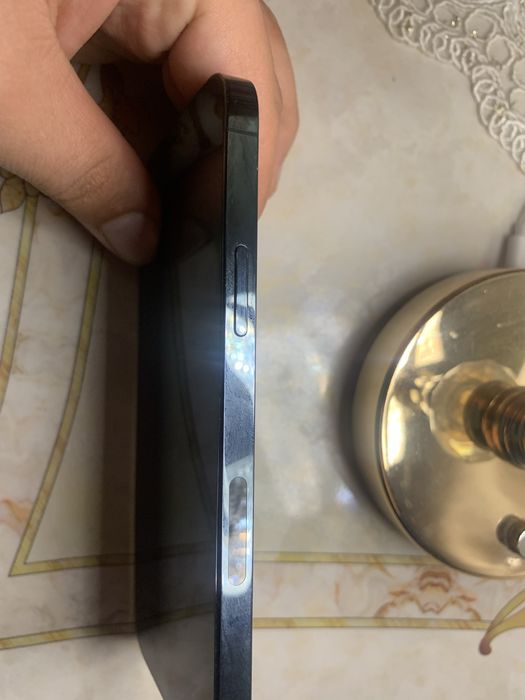 Iphone 12 pro sotiladi