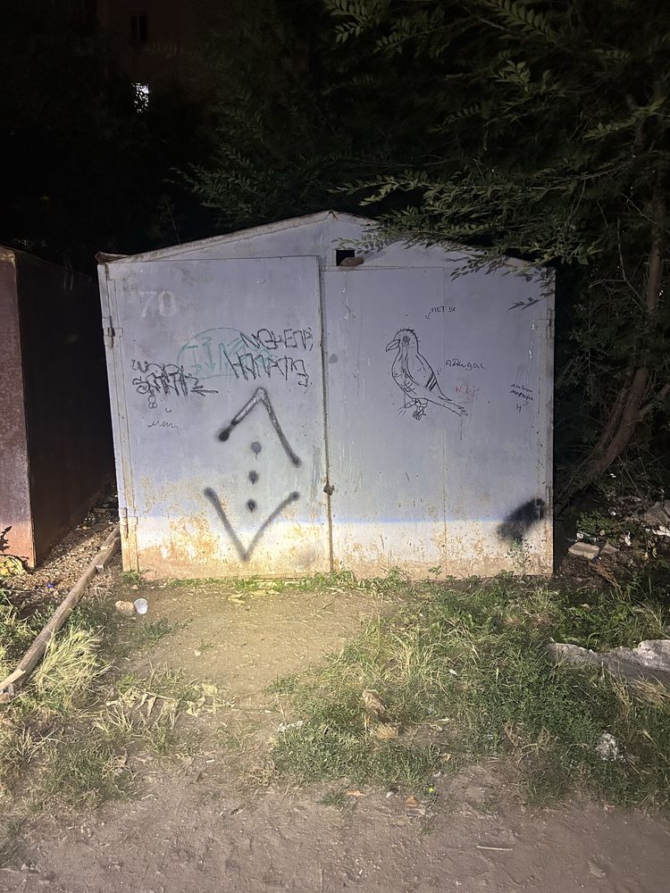 Продам гараж в центре