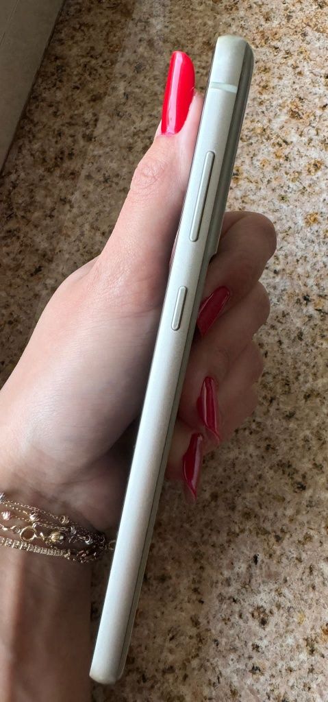 Vand Samsung Galaxy S21 FE stare impecabila