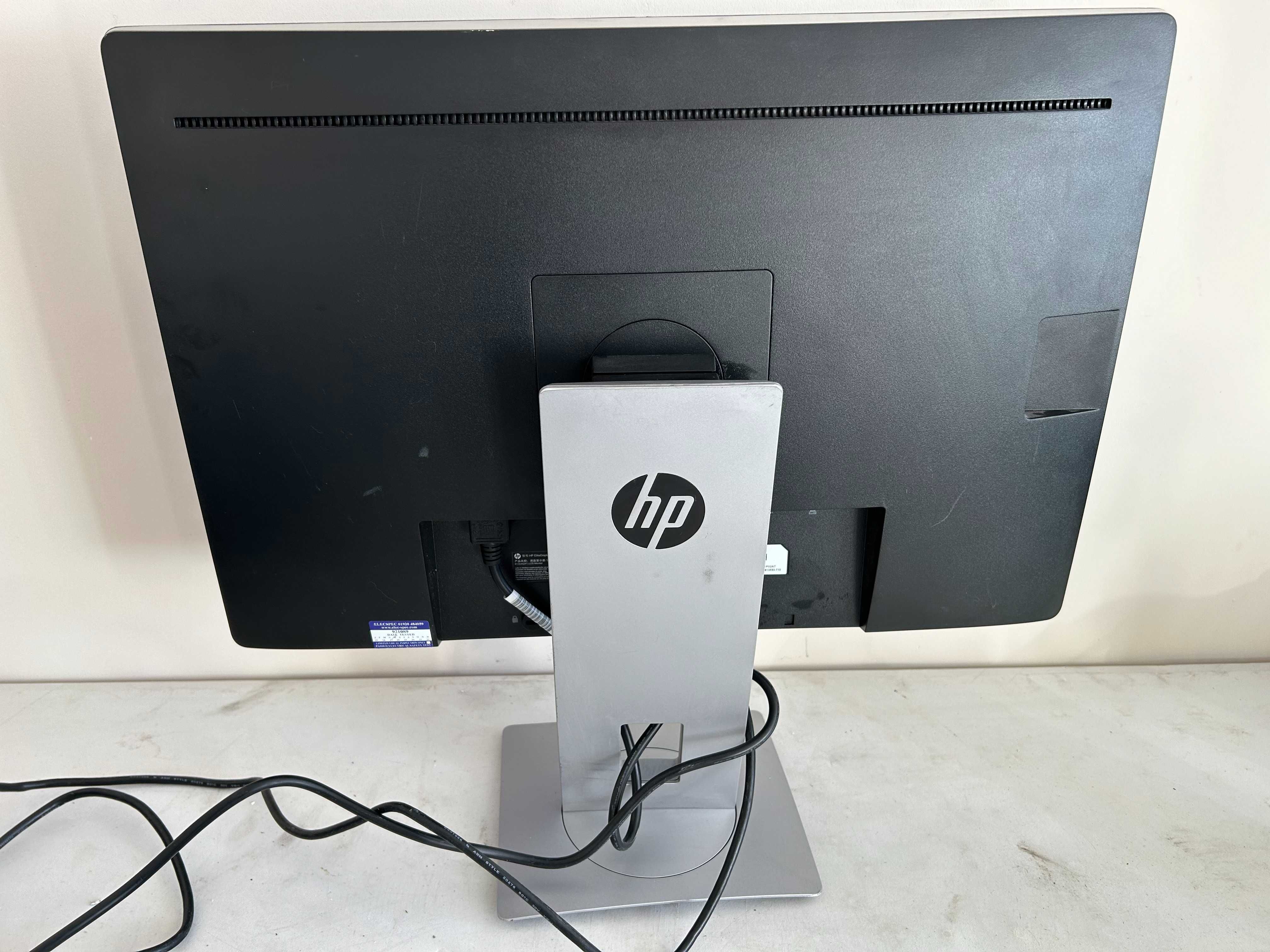 Монитор 24" HP EliteDisplay E242