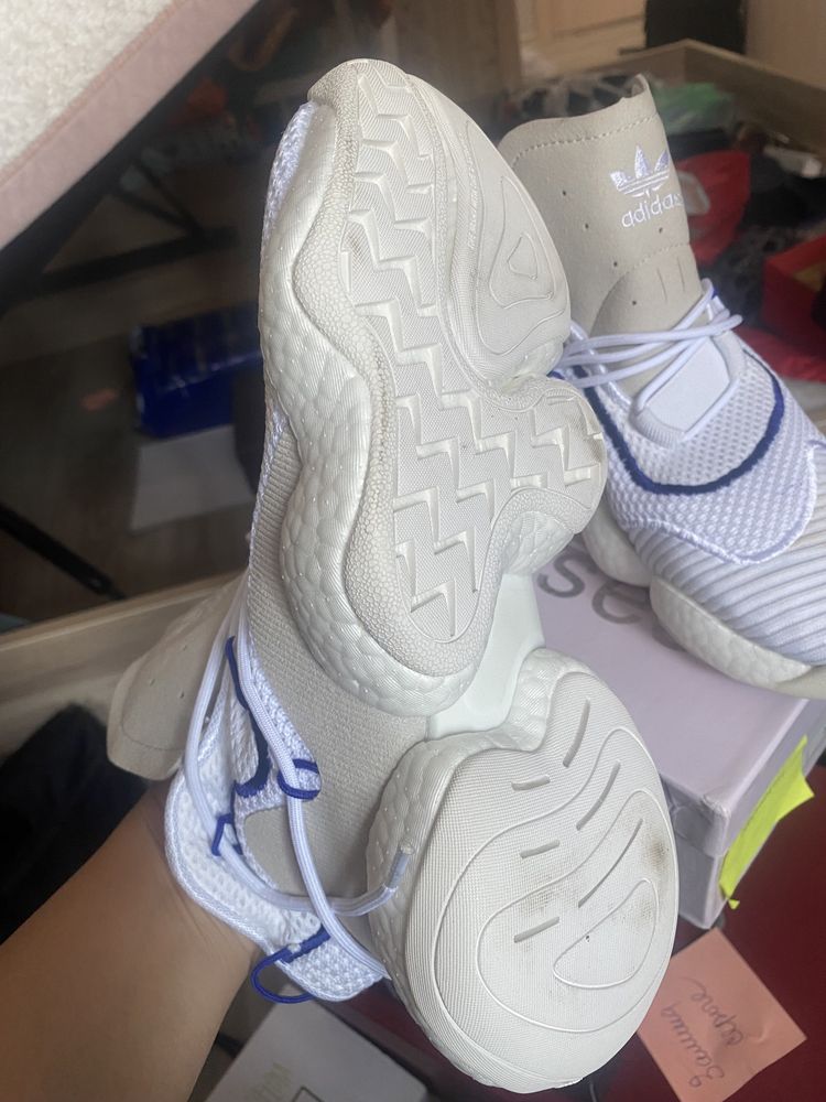 Adidas кроссовки 39 размер