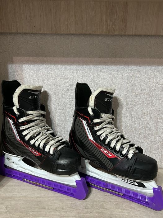 Хоккейные коньки ССМ