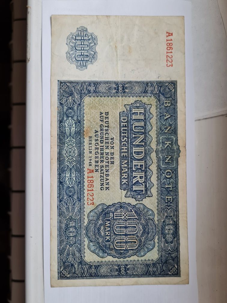 Рядки Банкноти  Bahamas,Mauritius Australia, Algeria, Germany