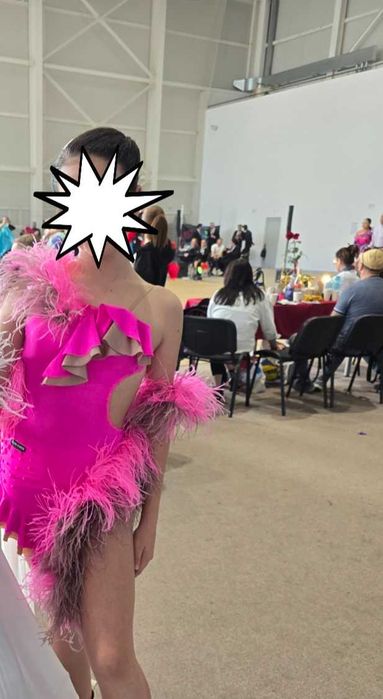 Рокля за спортни танци