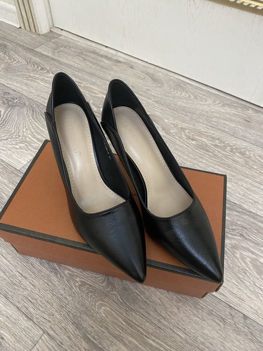 Лодочки кожанные новые