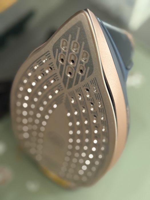 Парна ютия Philips Azur Series 8000 3000w + гарянция