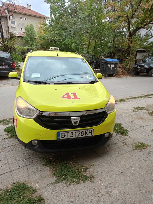 Продава Дачия Лоджи