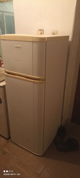 Продавам хладилник