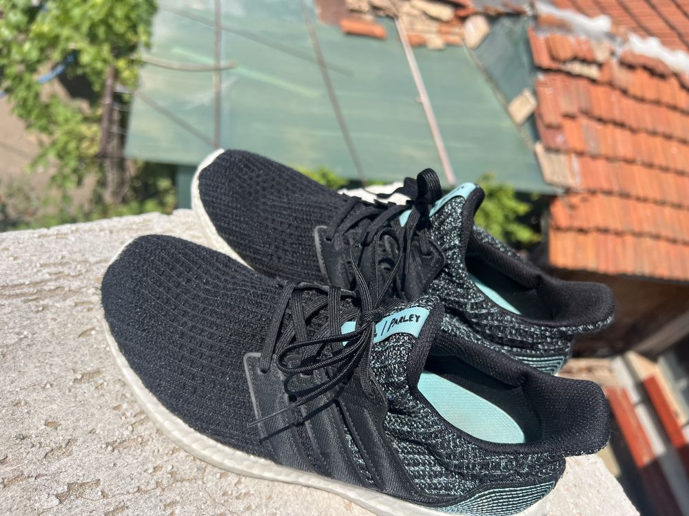Adidas UltraBoost Parley 42