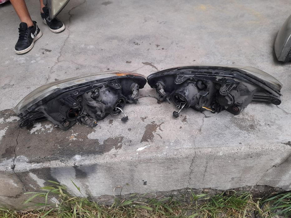 Фарове за Hyundai Coupe 2004 година и нагоре