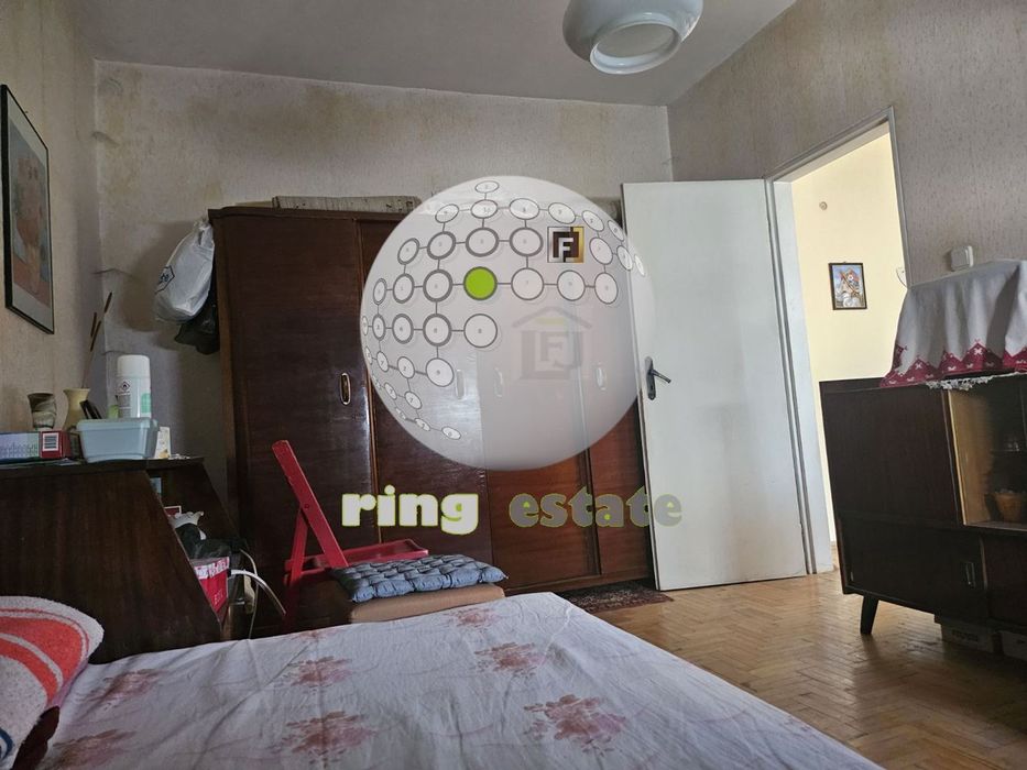 Продава се Двустаен апартамент в Пловдив, Център - 70 кв.м за 1272 €/кв.м - Снимка #4