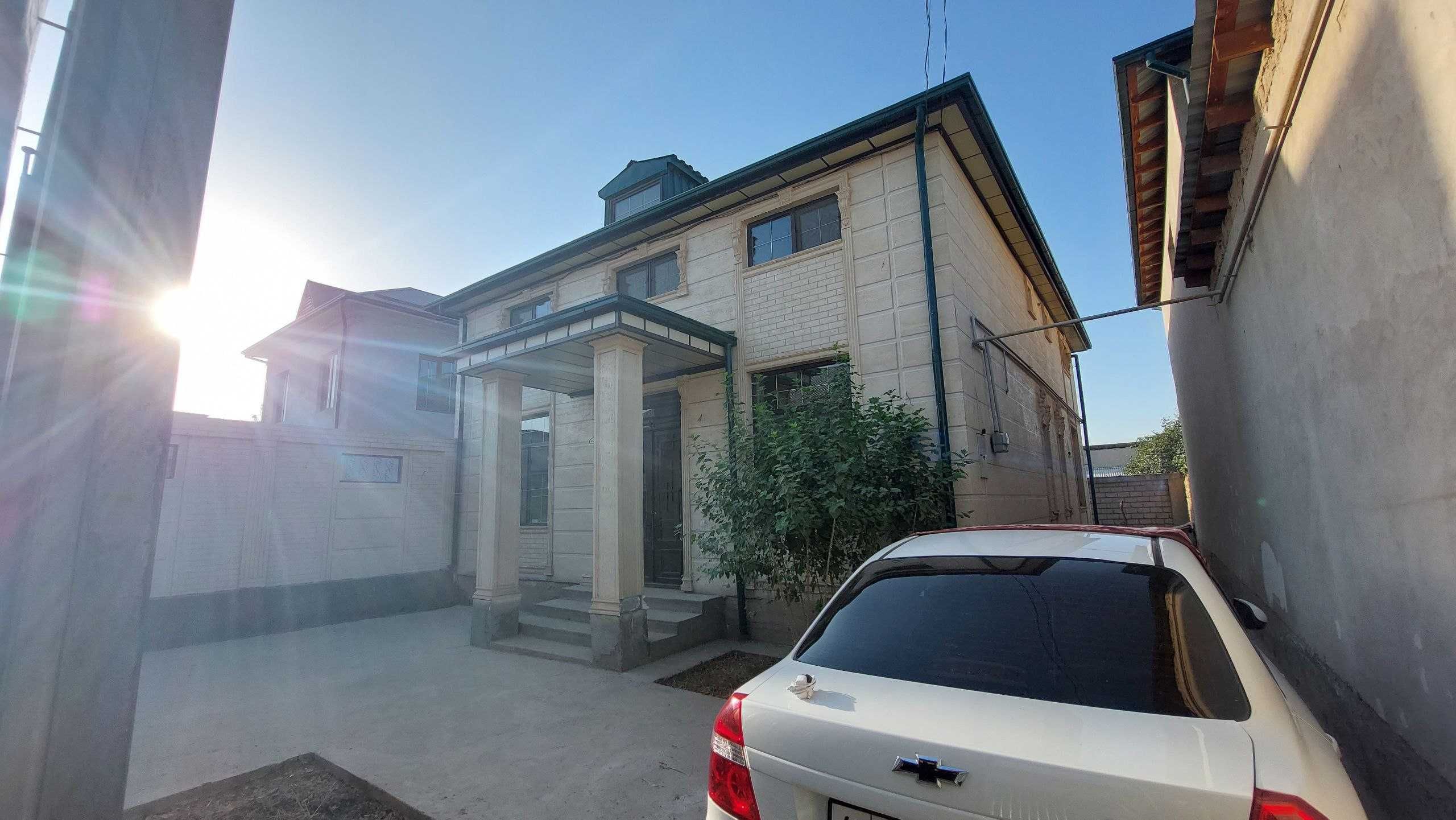 Ижарага берилади.Сергели,Хонобод,участок.10та хона,2каватли.2000уе