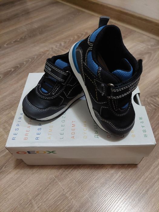 Pantfi Geox piele marimea 20