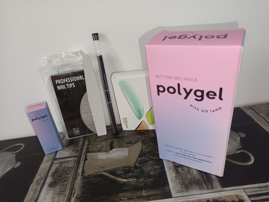 Set manichiură polygel + pilă electrică