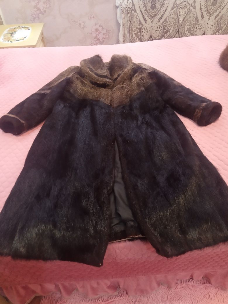 Продам женскую дубленку