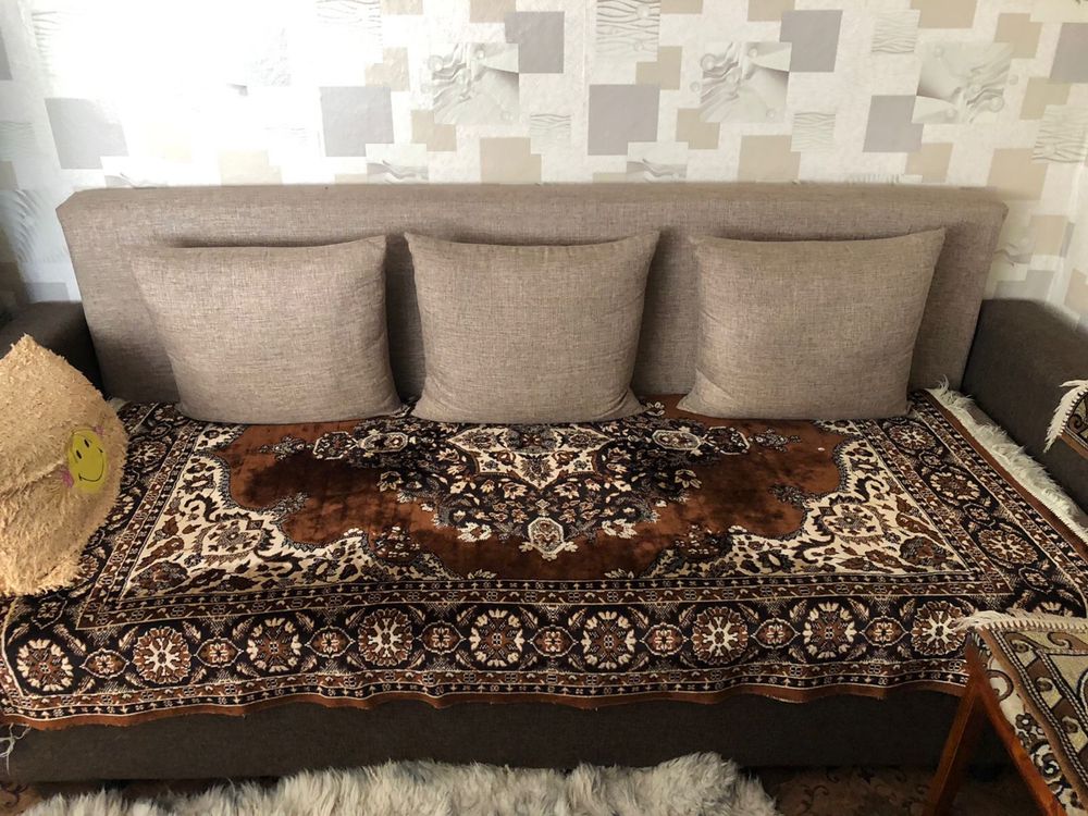 Продам диван б/у