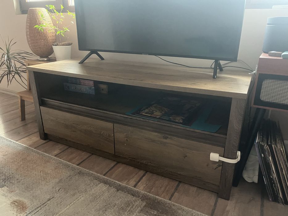 ТВ шкаф VEDDE цвят див тъмен дъб