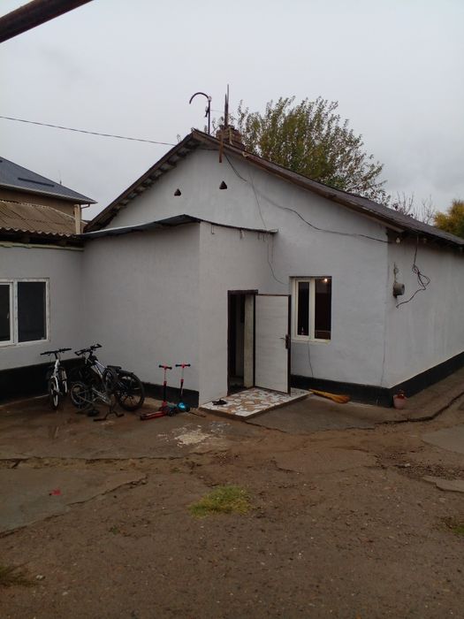 Продается дом в хорошем районе все удобства